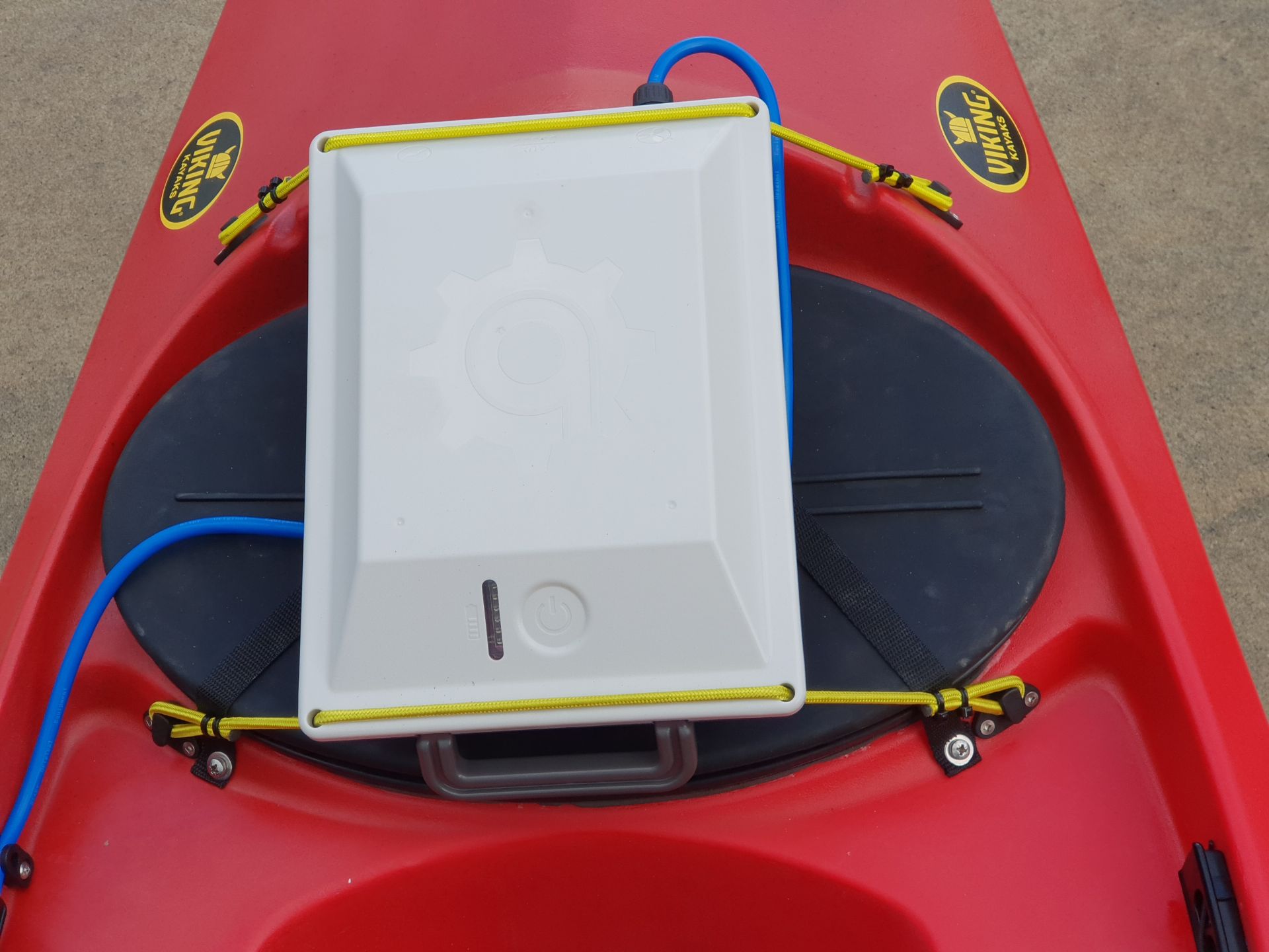 Bixpy battery fitted on front hatch cover